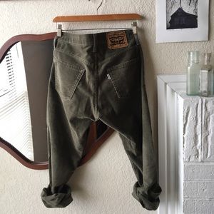Olive green Levi corduroy pant